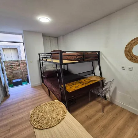- Centre - Terrasse - Menage, Draps, Serviettes Inclus - Apartment